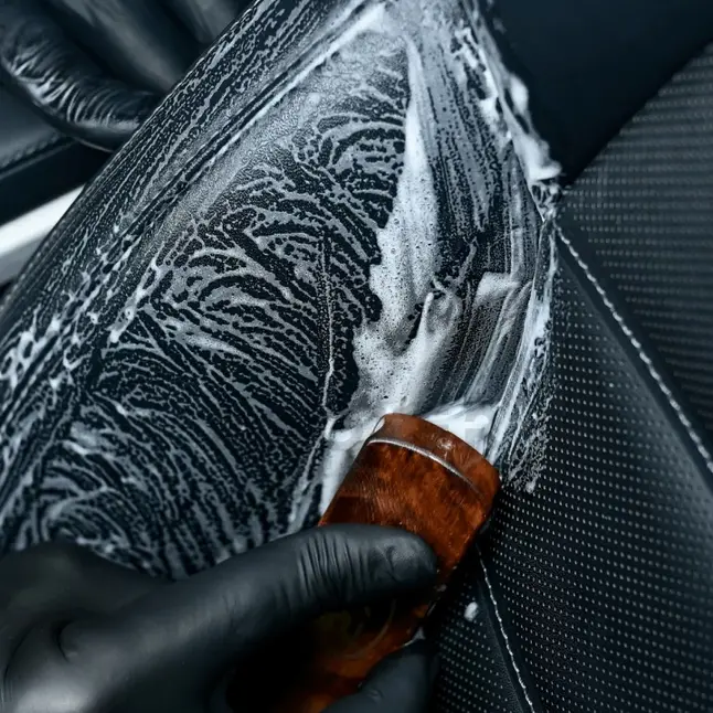 Щітка K2 Auron Brush для очищення шкіряної та тканинної оббивки 12 см — Photo 2